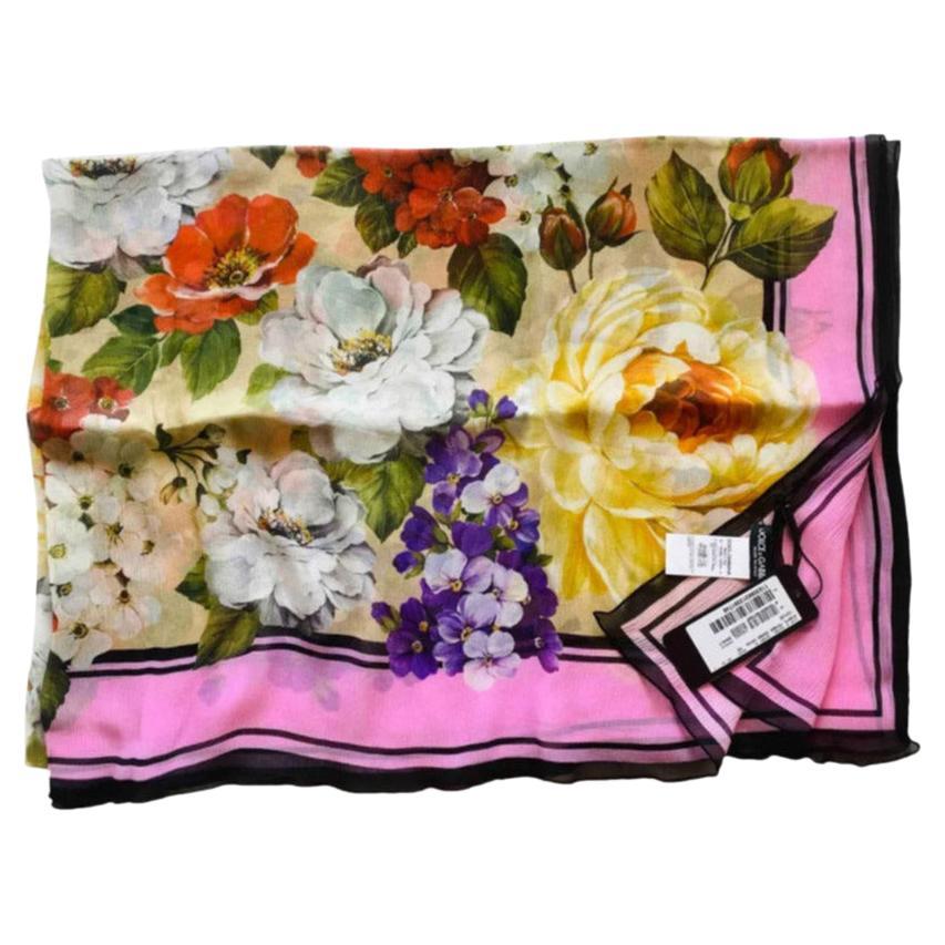  Dolce & Gabbana Multicolor Silk Rose Hydrangea Hortensia Scarf Wrap Flowers For Sale