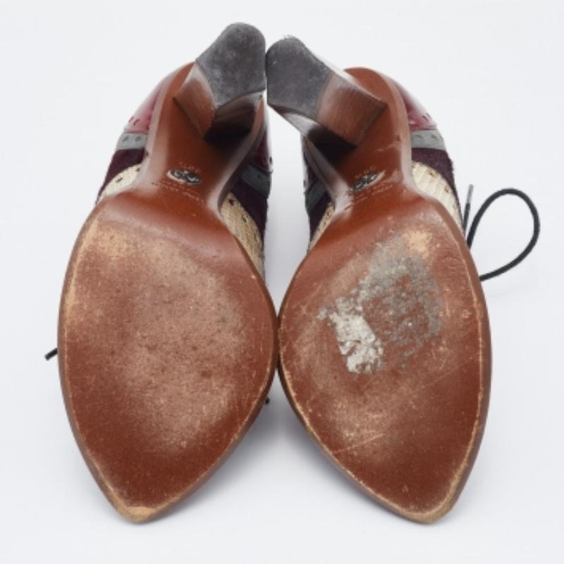 Dolce & Gabbana, stivali in pelle di serpente e pelle di vitello con lacci, misura 38,5 in vendita 1