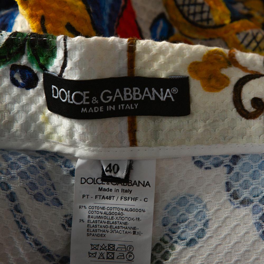 Dolce & Gabbana Multicolor Textured Cotton Majolica Print Cropped Trousers S In Good Condition In Dubai, Al Qouz 2