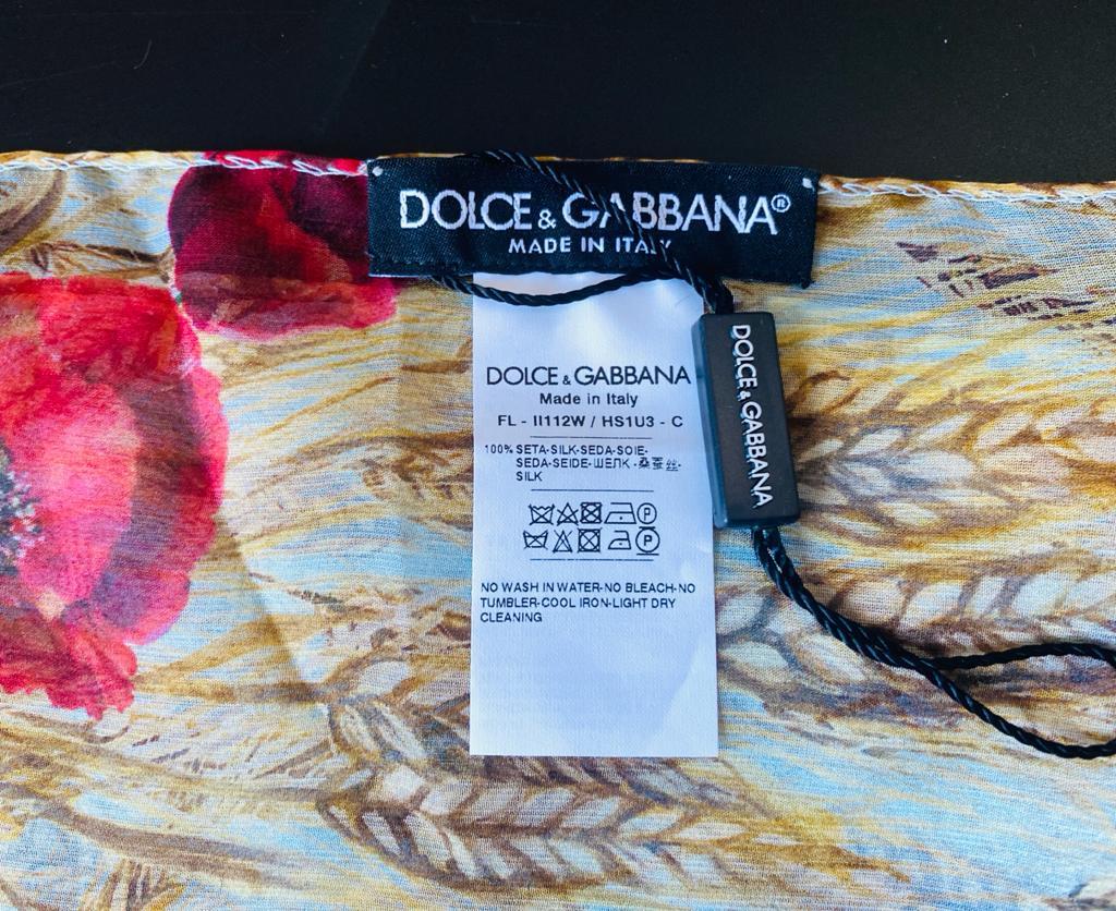 Dolce & Gabbana Multicolour Beige Silk Flowers Scarf Wrap Cover Up Beachwear For Sale 6