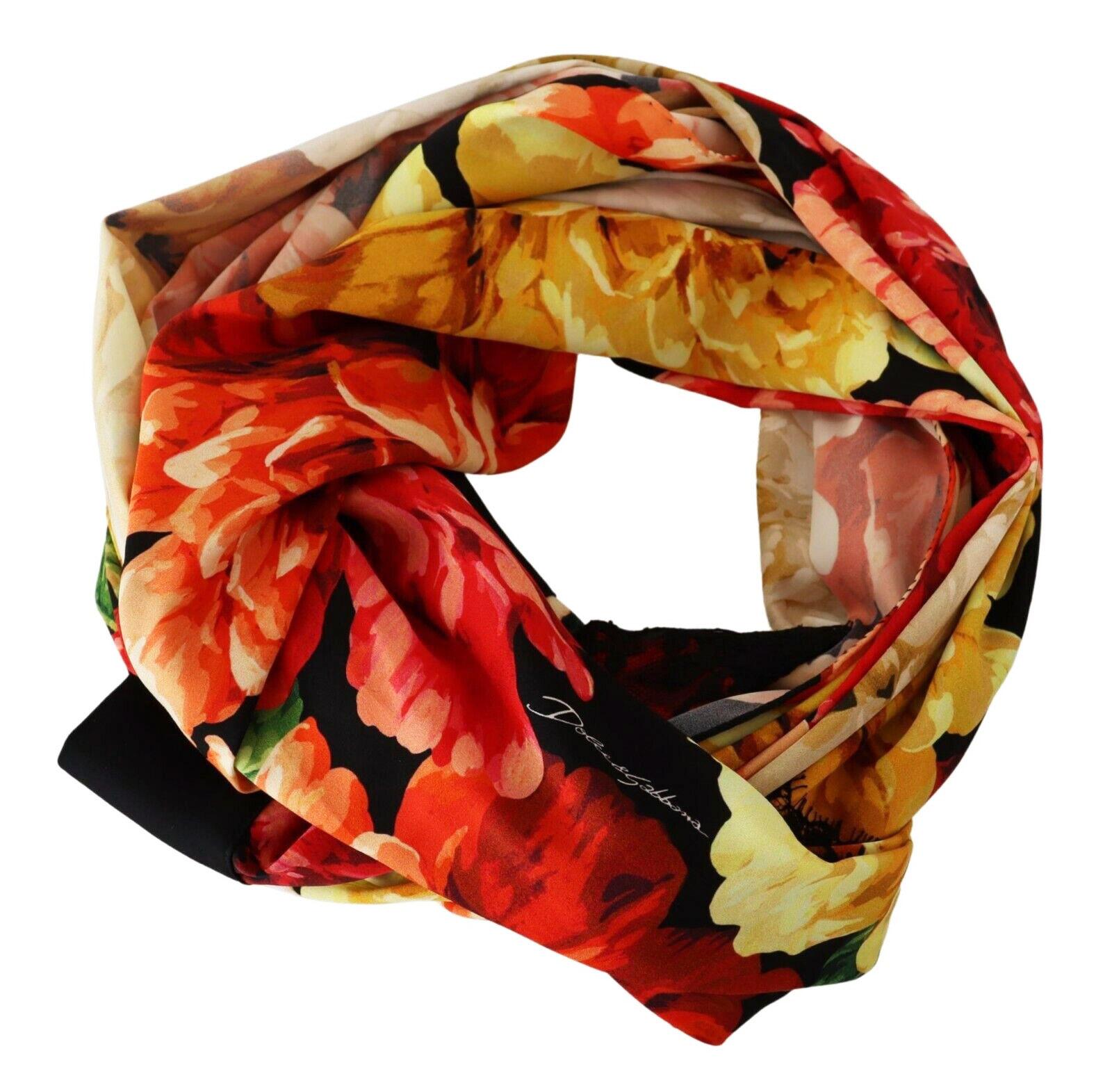 Gorgeous brand new with tags, 100% Authentic Dolce & Gabbana women scarf with floral print crafted from silk blend.

Gender: Women
Color: Black with multicolor floral print
Material: 83% Silk 7% Cotton 7% Elastane 3% Nylon

Logo details
Made in