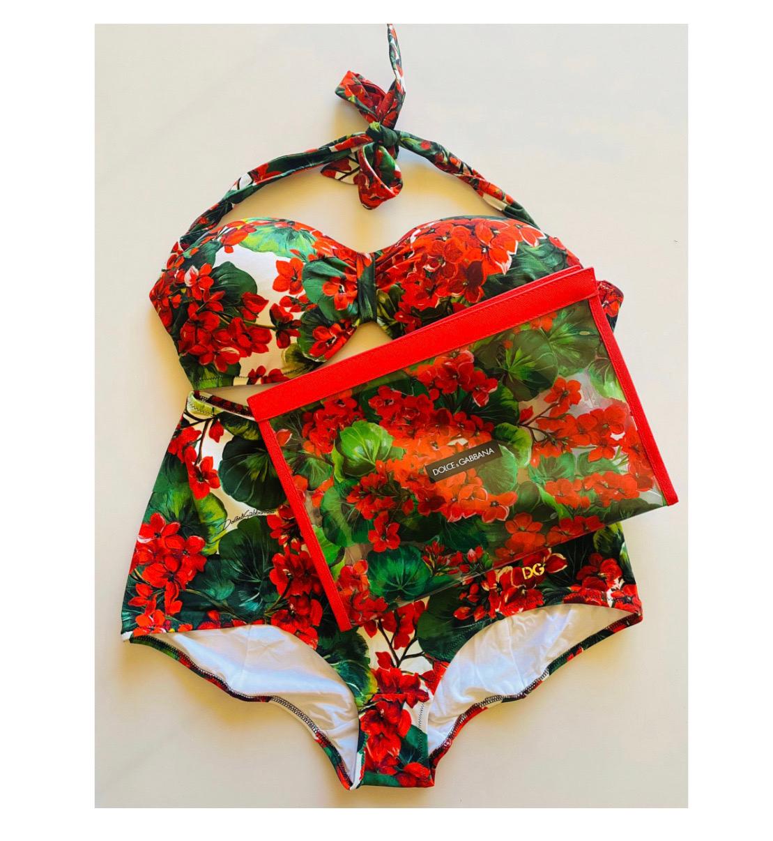 Dolce & Gabbana multicolour floral red Geranium swimwear beachwear bikini set  In New Condition For Sale In WELWYN, GB
