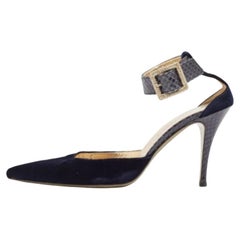 Dolce & Gabbana Marineblauer Samt und Python Knöchelriemen Sandalen Größe 36