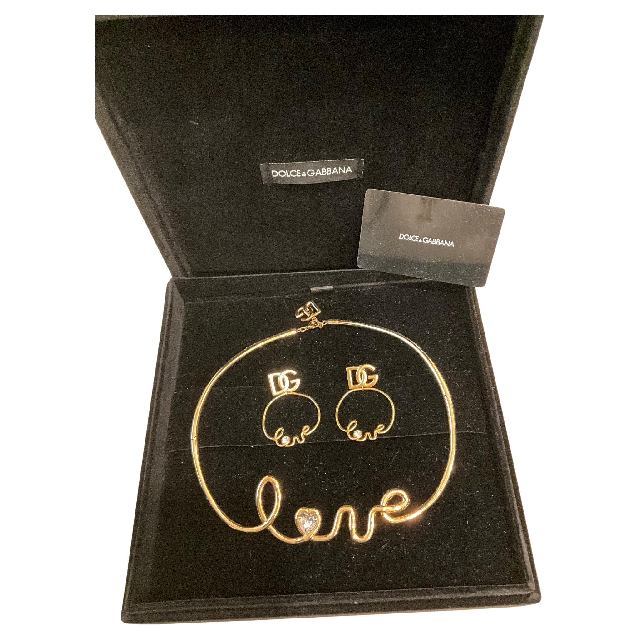 Dolce 
Gabbana Necklace and Earring Matching "Love" Set with Box im Angebot