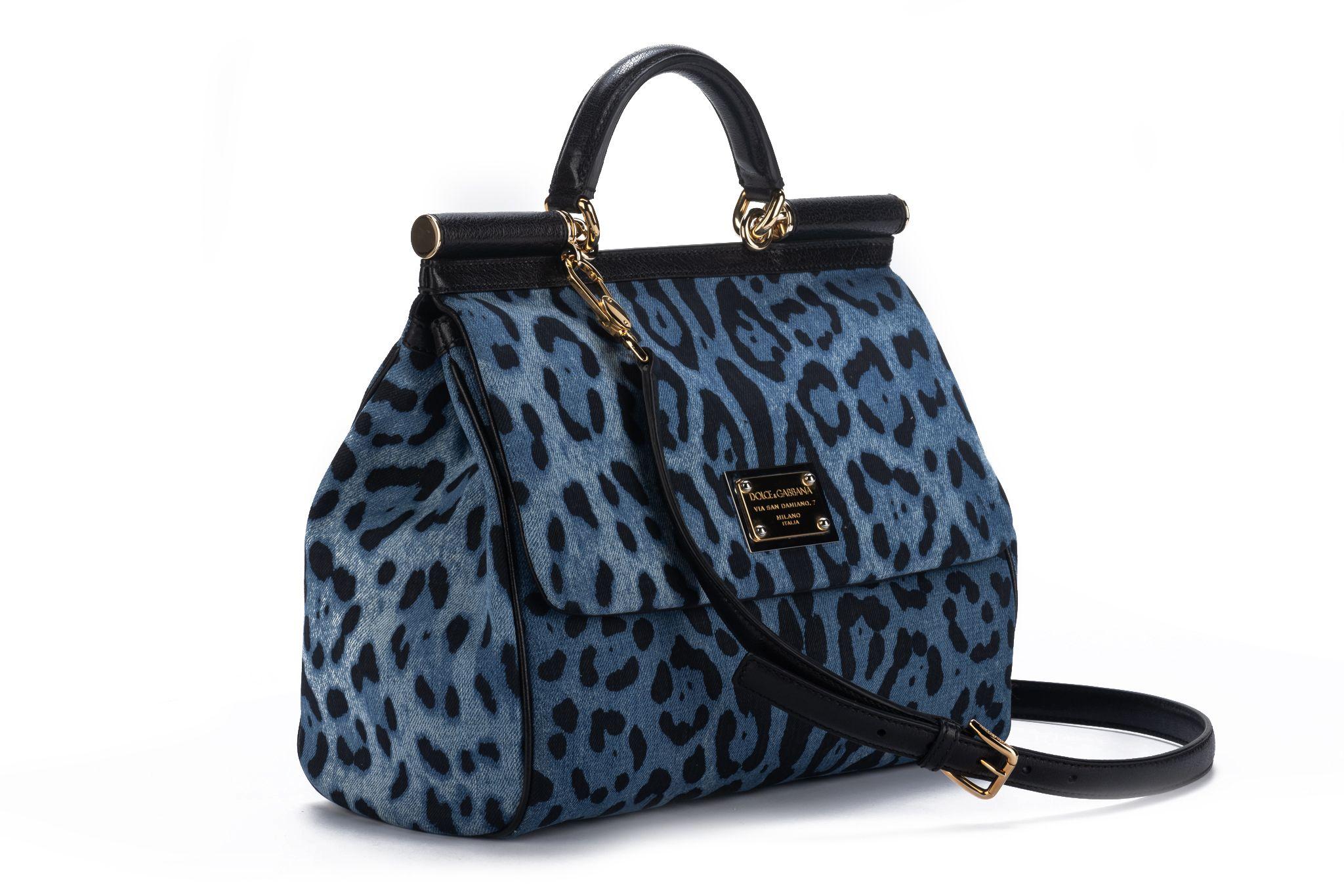 DOLCE & GABBANA new large denim cheetah print handbag, adjustable and detachable strap. Comes with ID card, booklet and original dust cover.