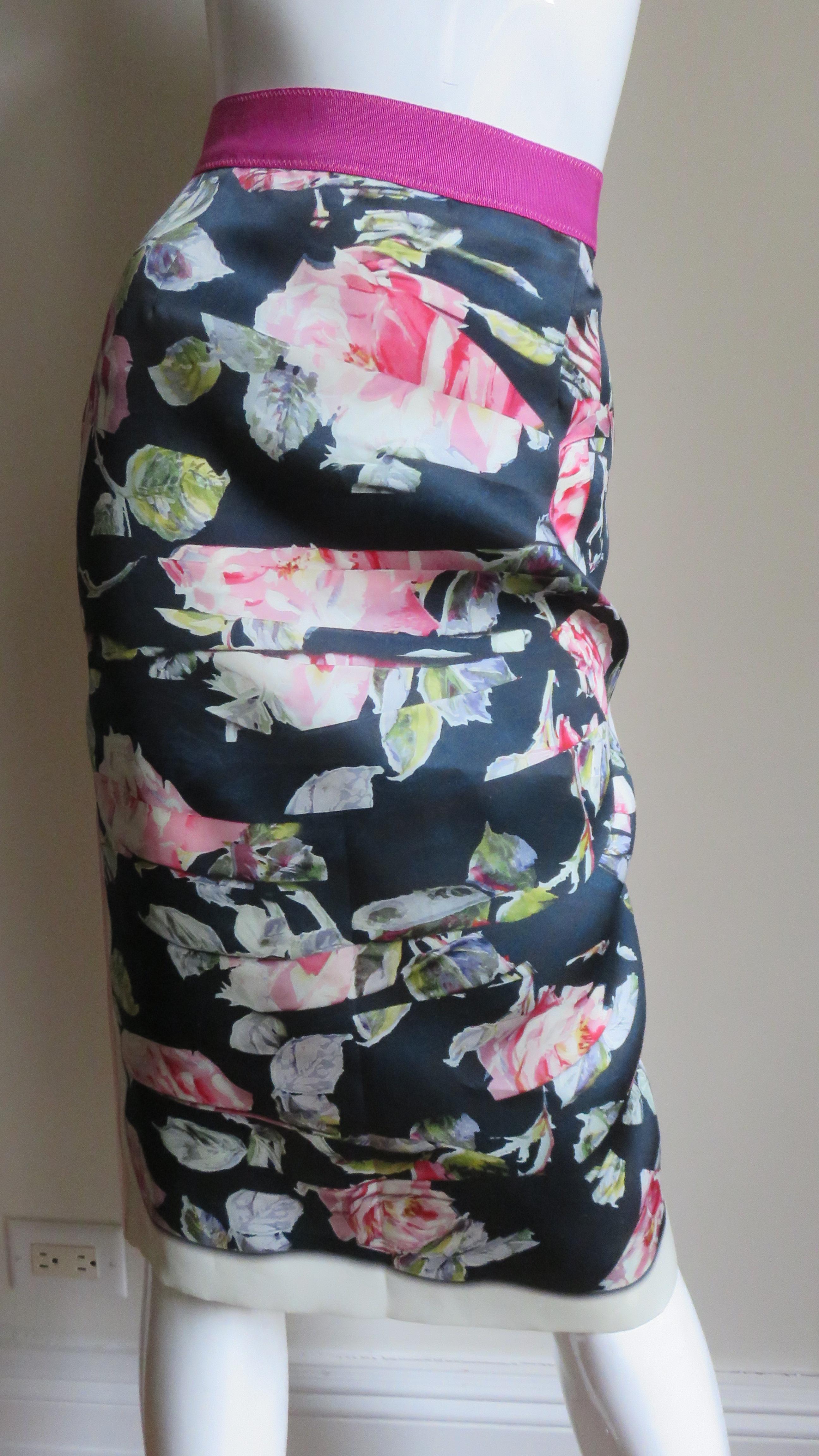 Women's Dolce & Gabbana New Color Block Silk Skirt For Sale