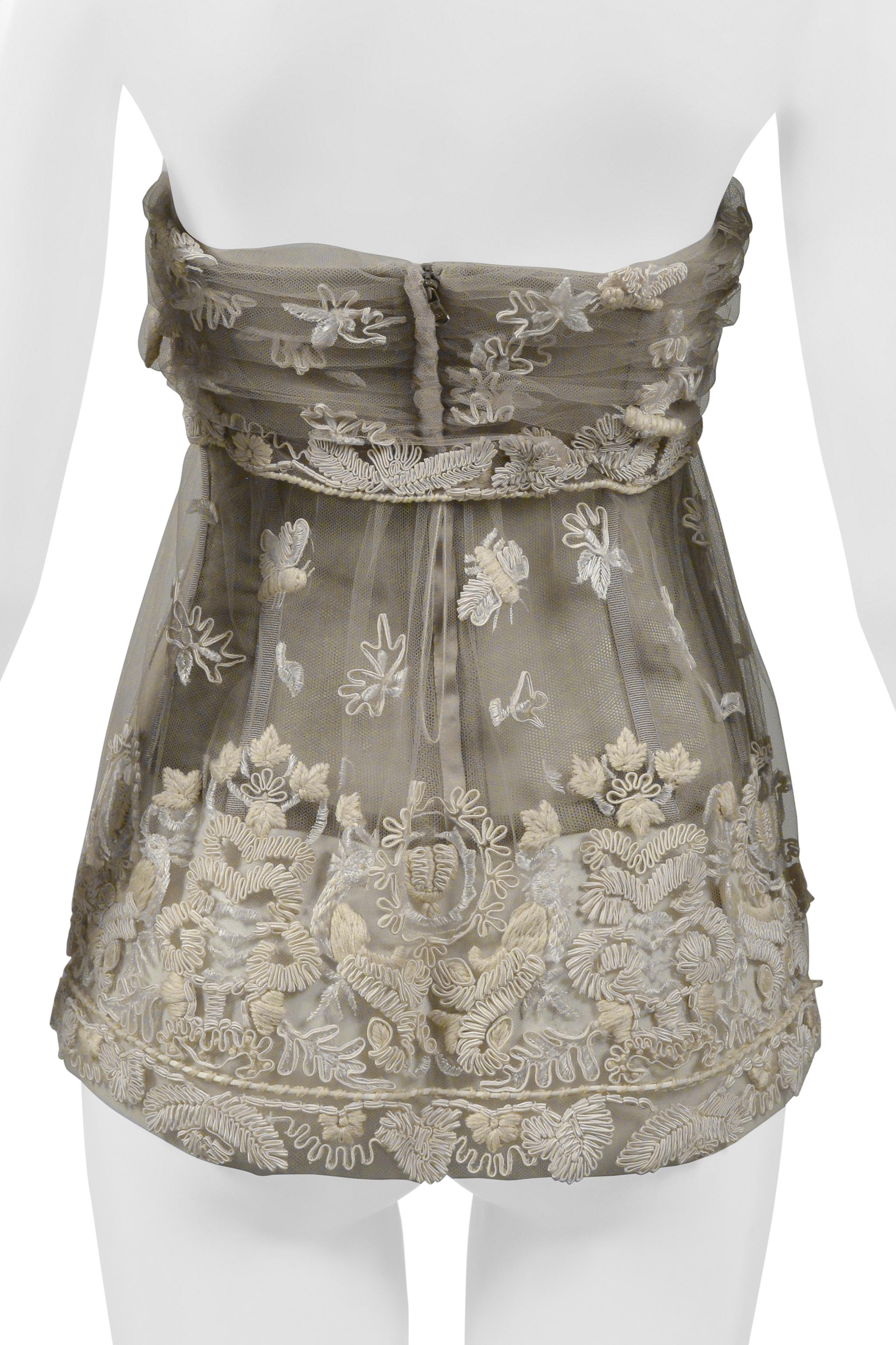 Dolce & Gabbana Off-White Lace Bustier With Embroidery Side 2006 In Excellent Condition In Los Angeles, CA