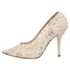 Dolce & Gabbana Off White Lace Pointed Toe Pumps Size 38