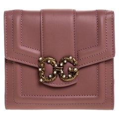 Dolce & Gabbana Altrosa Leder DG Amore Kompakte Brieftasche