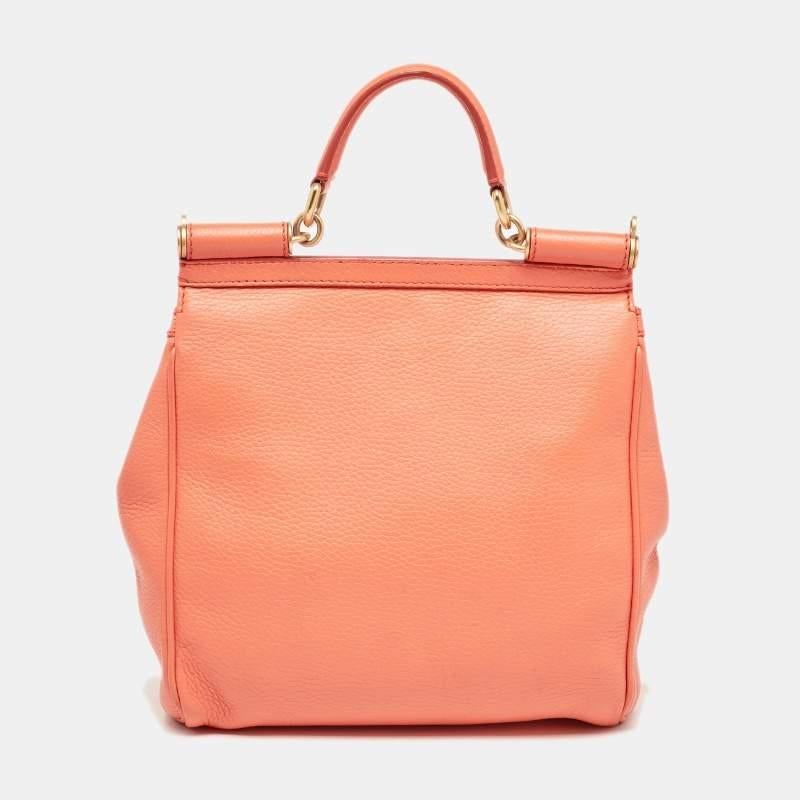Designer bags are ideal companions for ample occasions! Here we have a fashion-meets-functionality piece crafted with precision. It has been equipped with a well-sized interior that can easily fit all your essentials.

Includes: Original Dustbag,