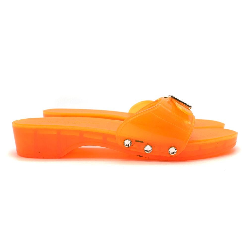 Dolce & Gabbana Orange Slider Sandals 

- Slide on 
- DG Detail on Toe Buckle 
- Almond-Toe 
- Small Heel 
- Side Detail 
- Engraved Branding on Sole 

Made in Italy 

Please note, these items are pre-owned and may show signs of being stored even