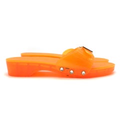 Dolce & Gabbana Orange Rubber Slides 38