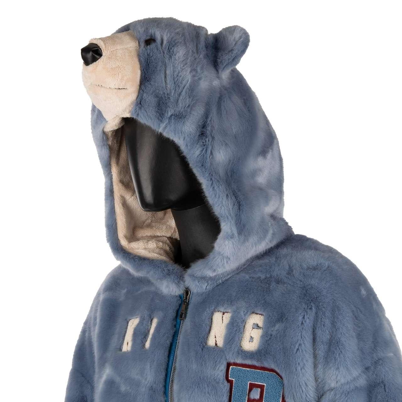 Dolce & Gabbana Oversize Fake Fur Jacket with Bear Hoody and DG Logo Blue 52 For Sale 5