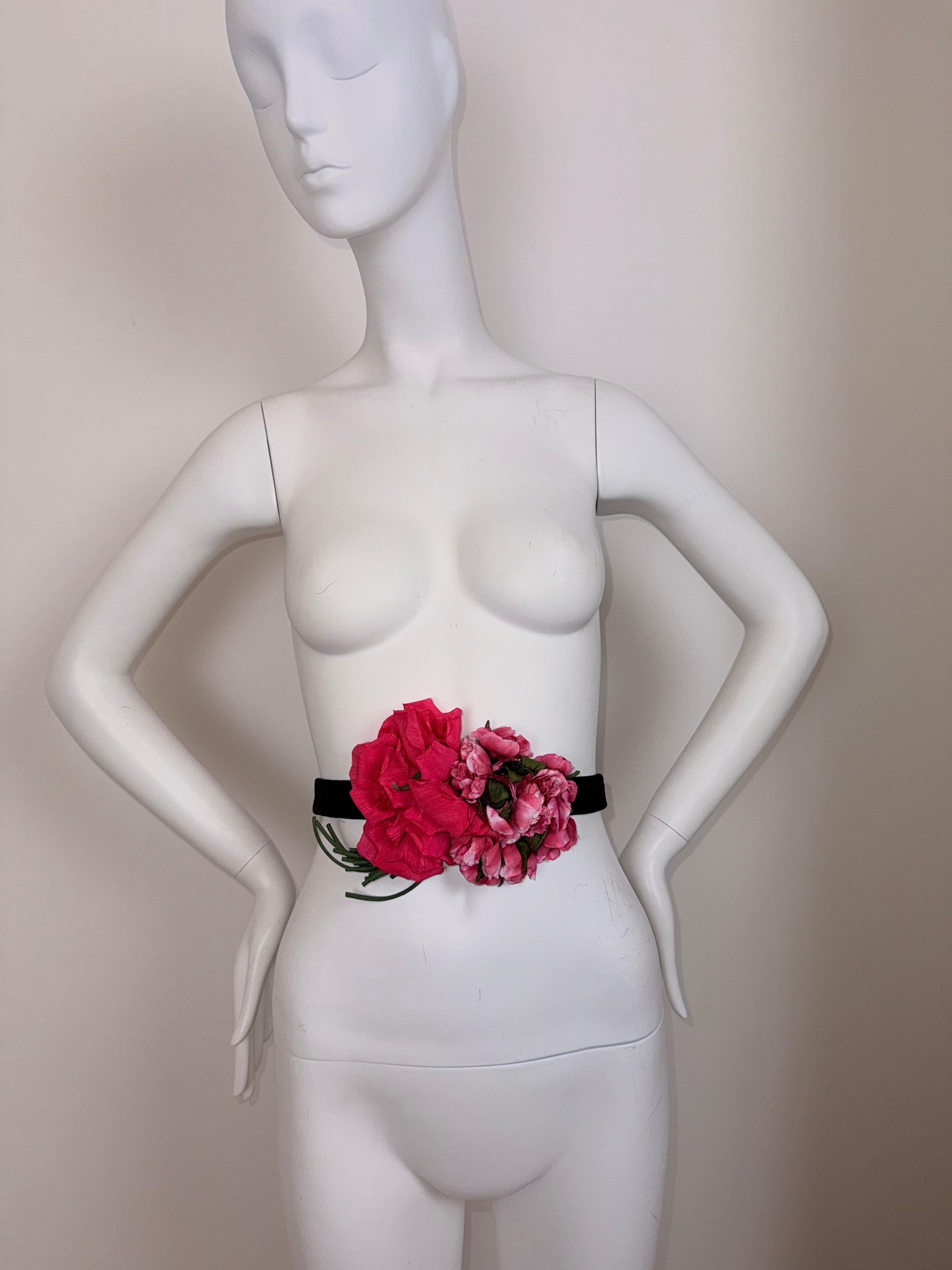 DOLCE & GABBANA Oversized Magenta Flower Petal Pink Belt In New Condition For Sale In Leonardo, NJ