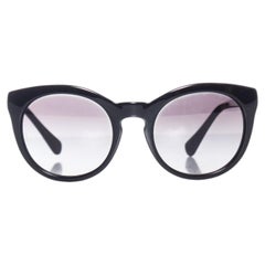Dolce & Gabbana, Gafas de sol oversize con montura negra