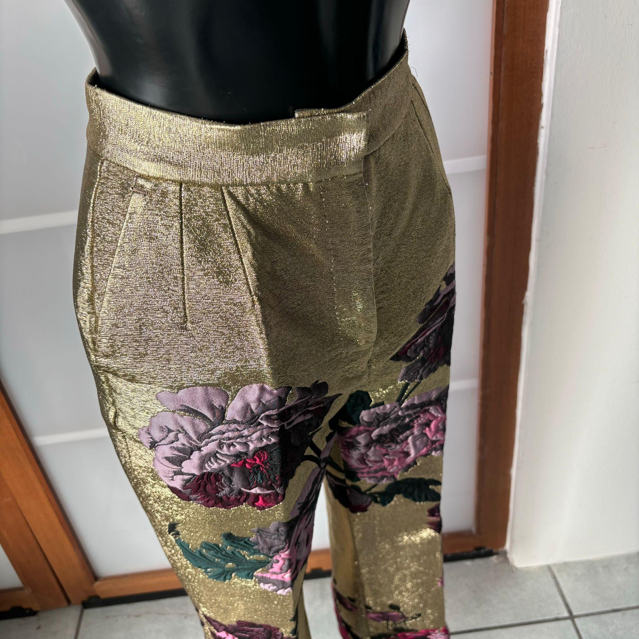 Dolce & Gabbana Couture-Hose aus goldenem, geblümtem Brokat, Kollektion Barock im Angebot 3