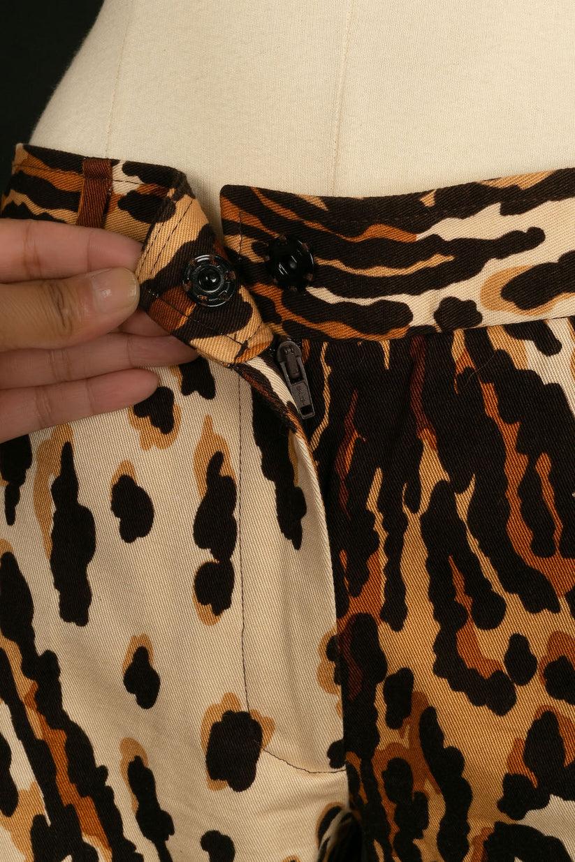 Nero Pantaloni Dolce & Gabbana, taglia 40IT in vendita