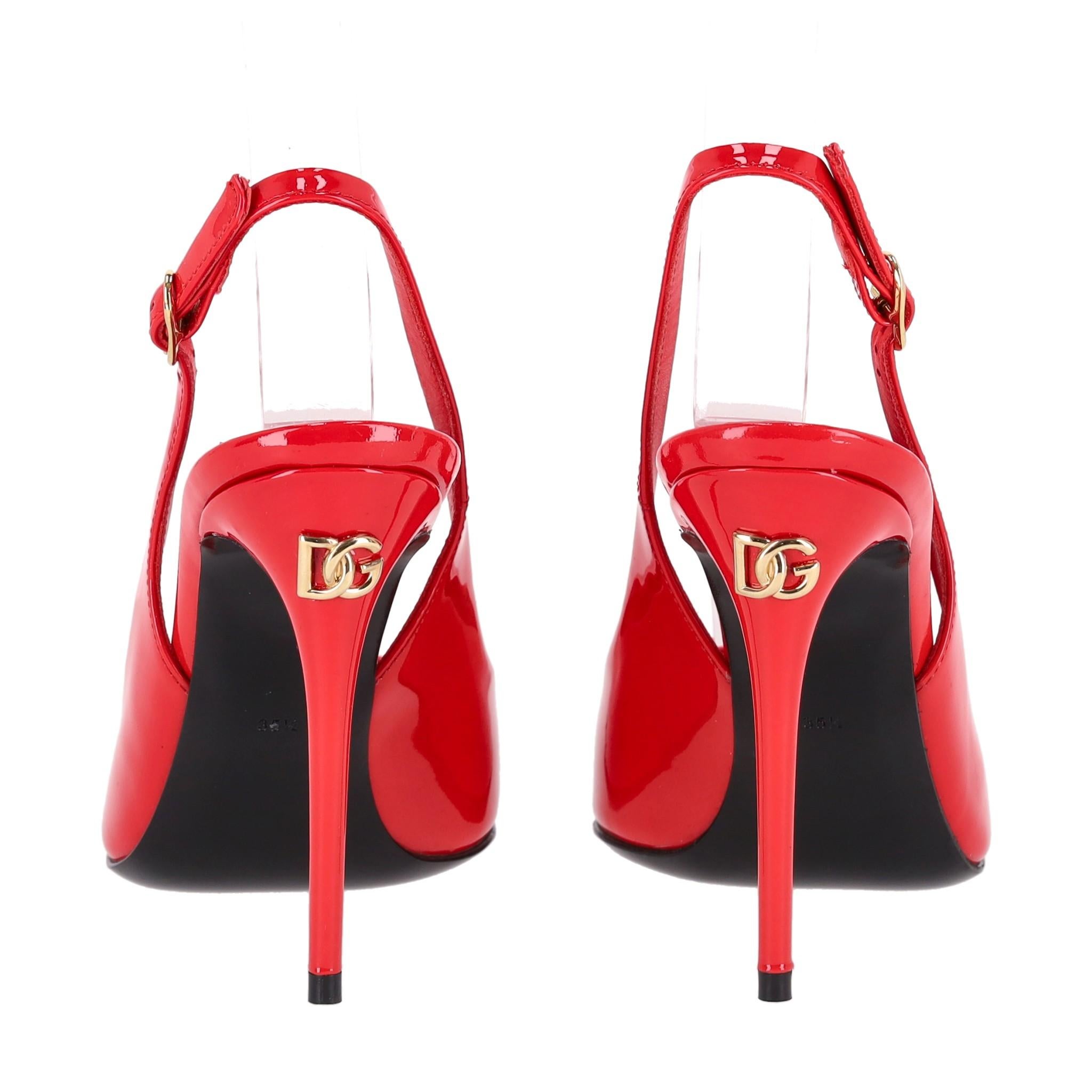 Women's Dolce & Gabbana Patent Leather Slingback Heels For Sale