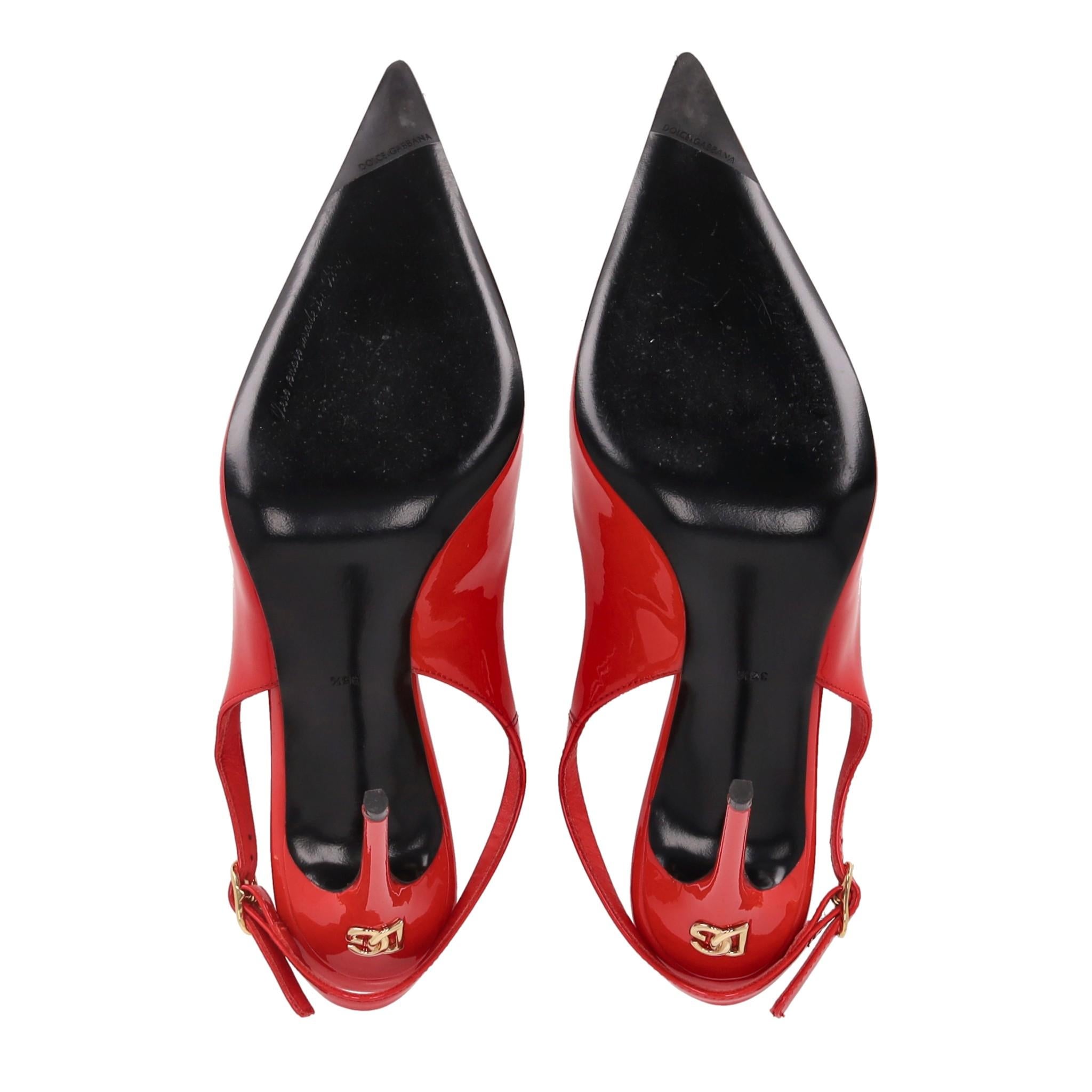 Dolce & Gabbana Patent Leather Slingback Heels For Sale 1