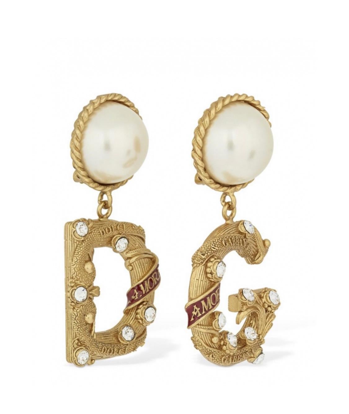 d and g earrings