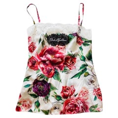 Dolce & Gabbana Peony Rose
printed Silk lace top