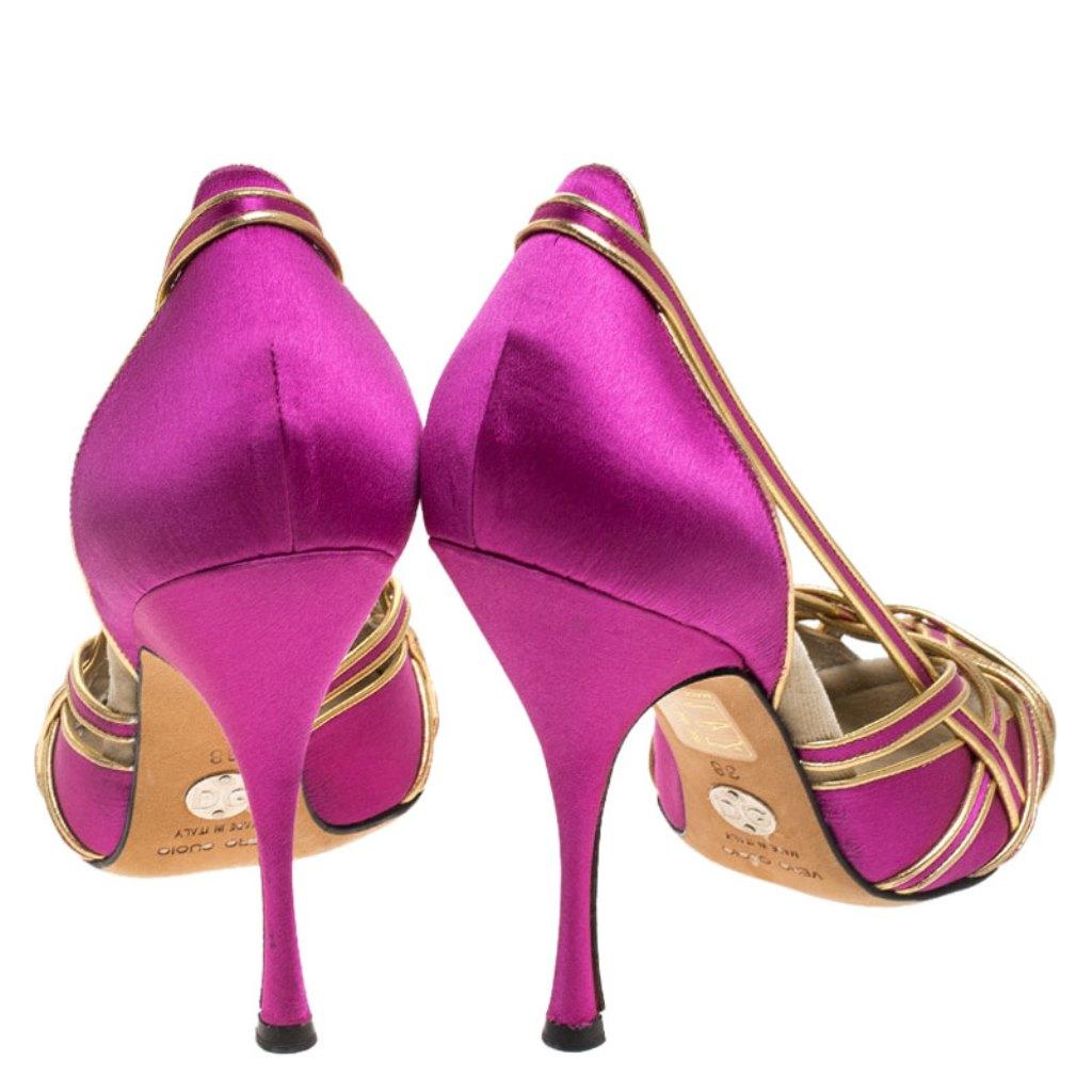 Dolce & Gabbana Pink And Gold Satin Strappy Pumps Size 38 In Good Condition In Dubai, Al Qouz 2