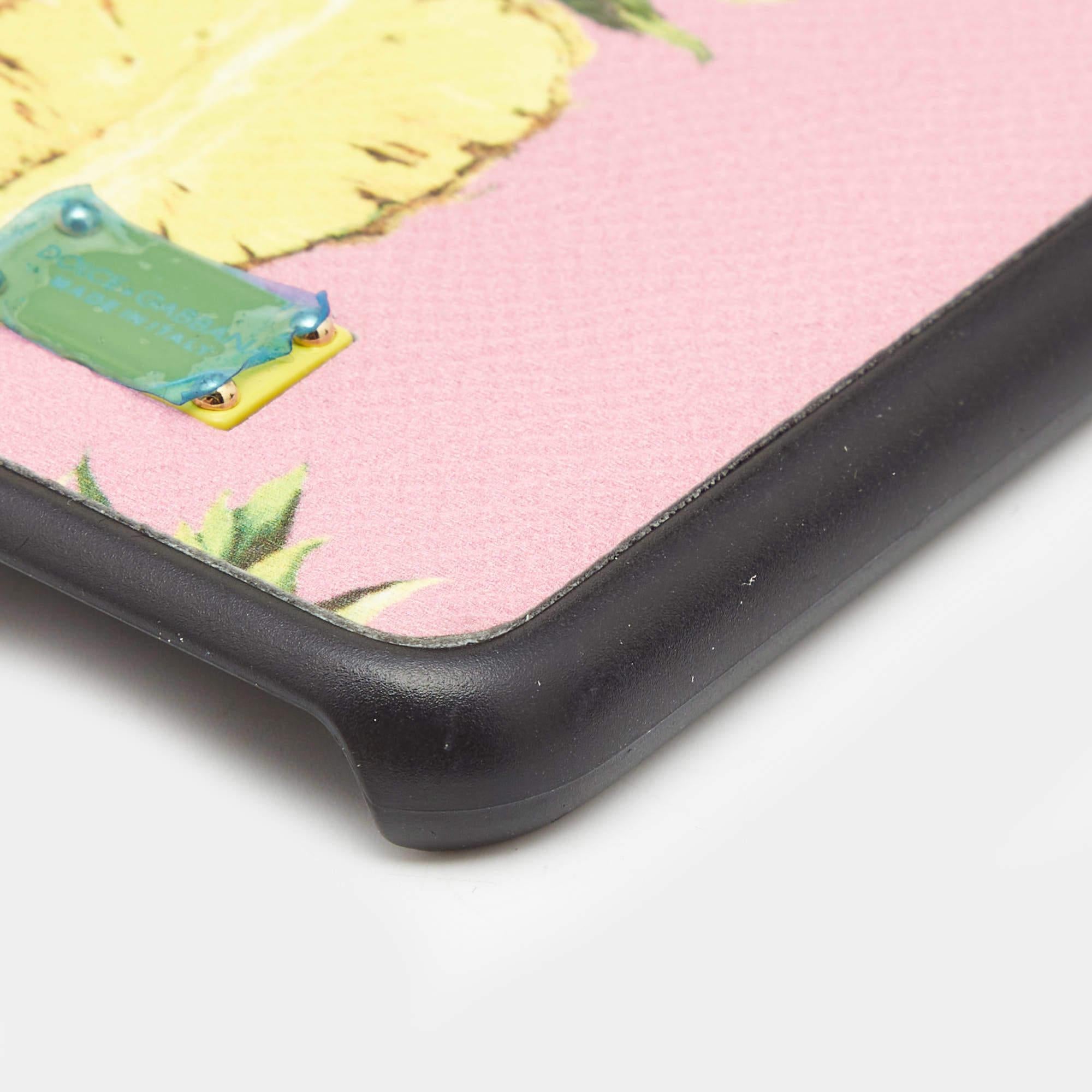 Women's Dolce & Gabbana Pink/Black Pineapple Print Leather Phone Cover For Sale