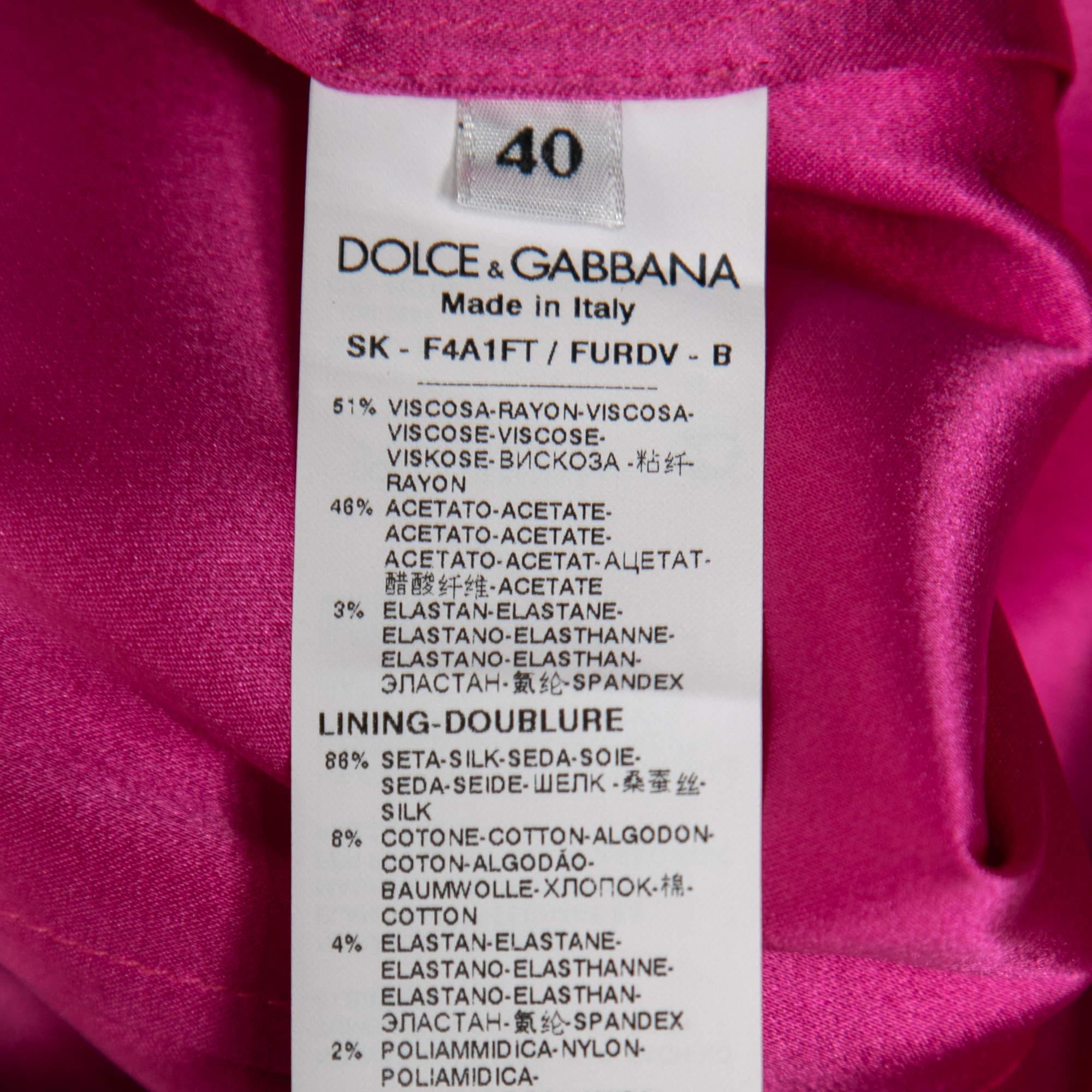 Dolce & Gabbana Pink Crepe Skirt S In New Condition In Dubai, Al Qouz 2
