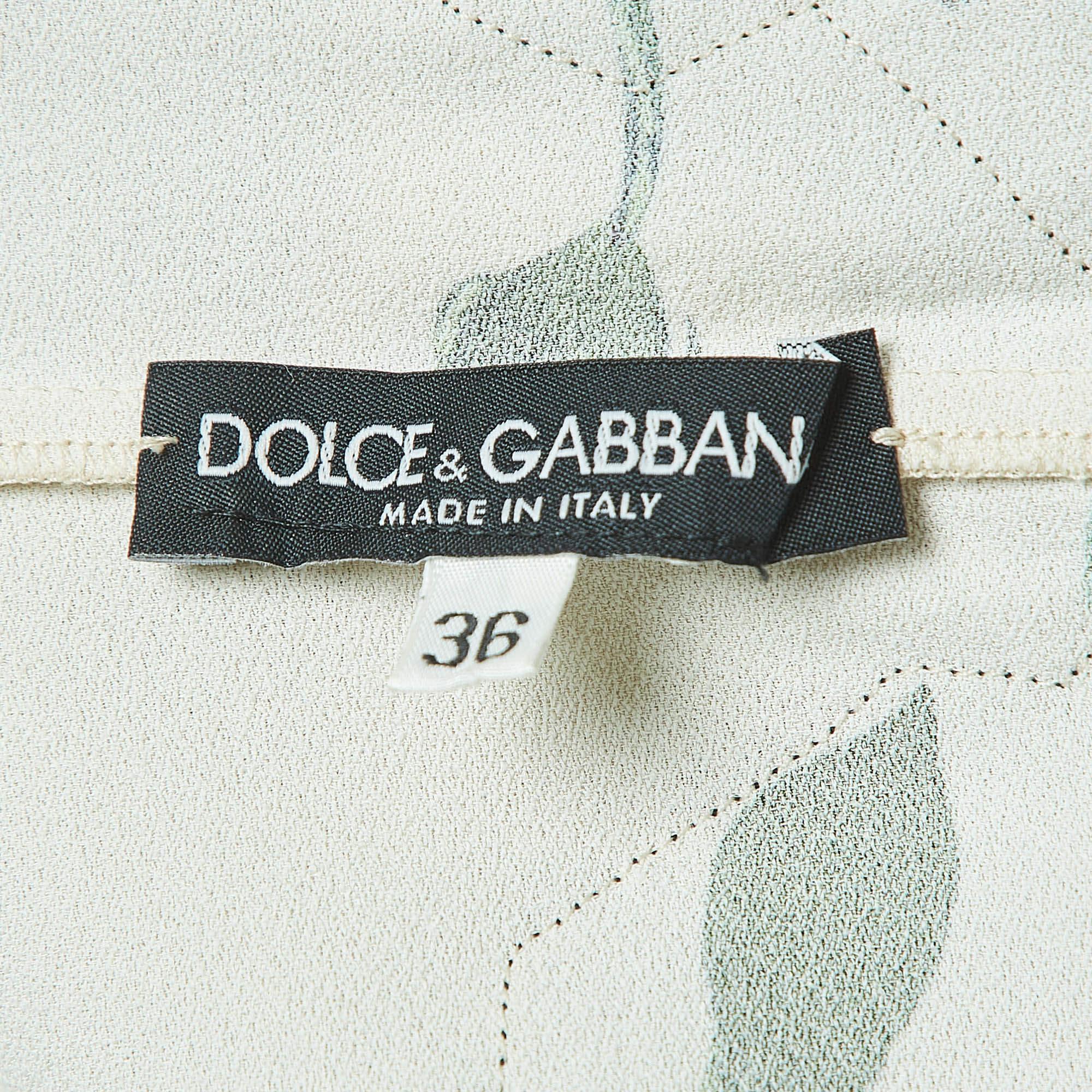 Dolce & Gabbana - Camicetta rosa con stampa floreale in crepe e pizzo XS In condizioni buone in vendita a Dubai, Al Qouz 2