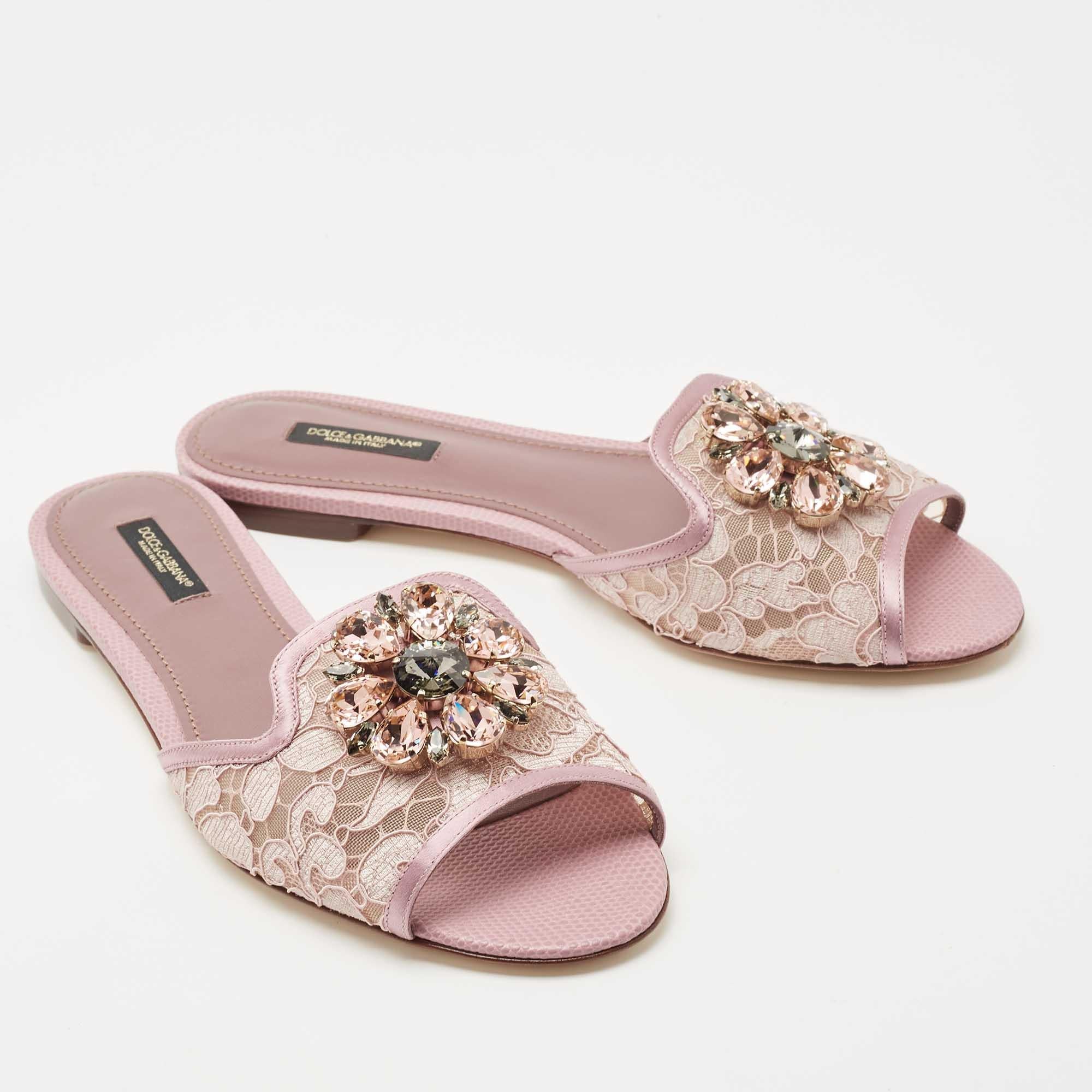 Dolce & Gabbana Pink Lace Sofia Crystal Embellished Slide Flat Sandals Size 38.5 1