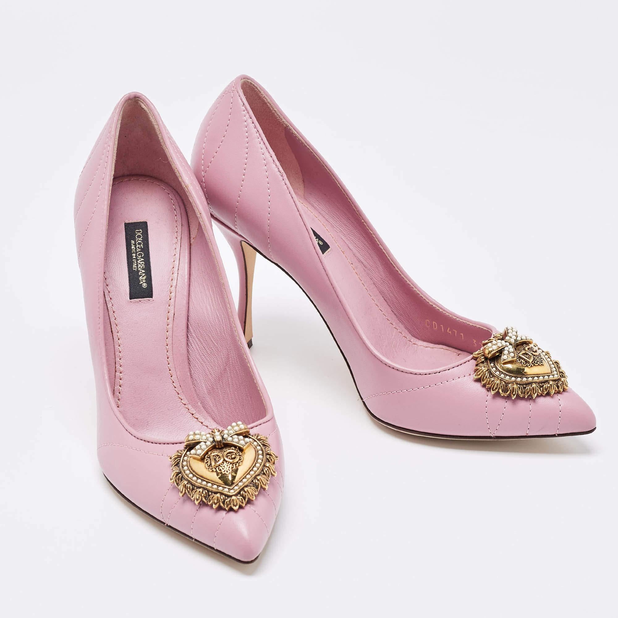 Dolce & Gabbana Pink Leather Devotion Pumps Size 37 In Good Condition In Dubai, Al Qouz 2