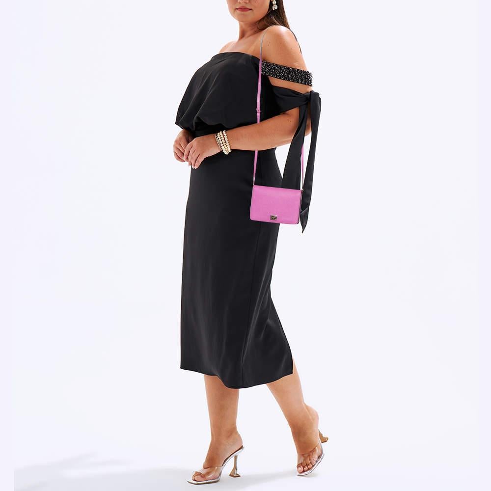 Dolce & Gabbana Pink Leather Mini Dauphine Crossbody Bag In Good Condition In Dubai, Al Qouz 2