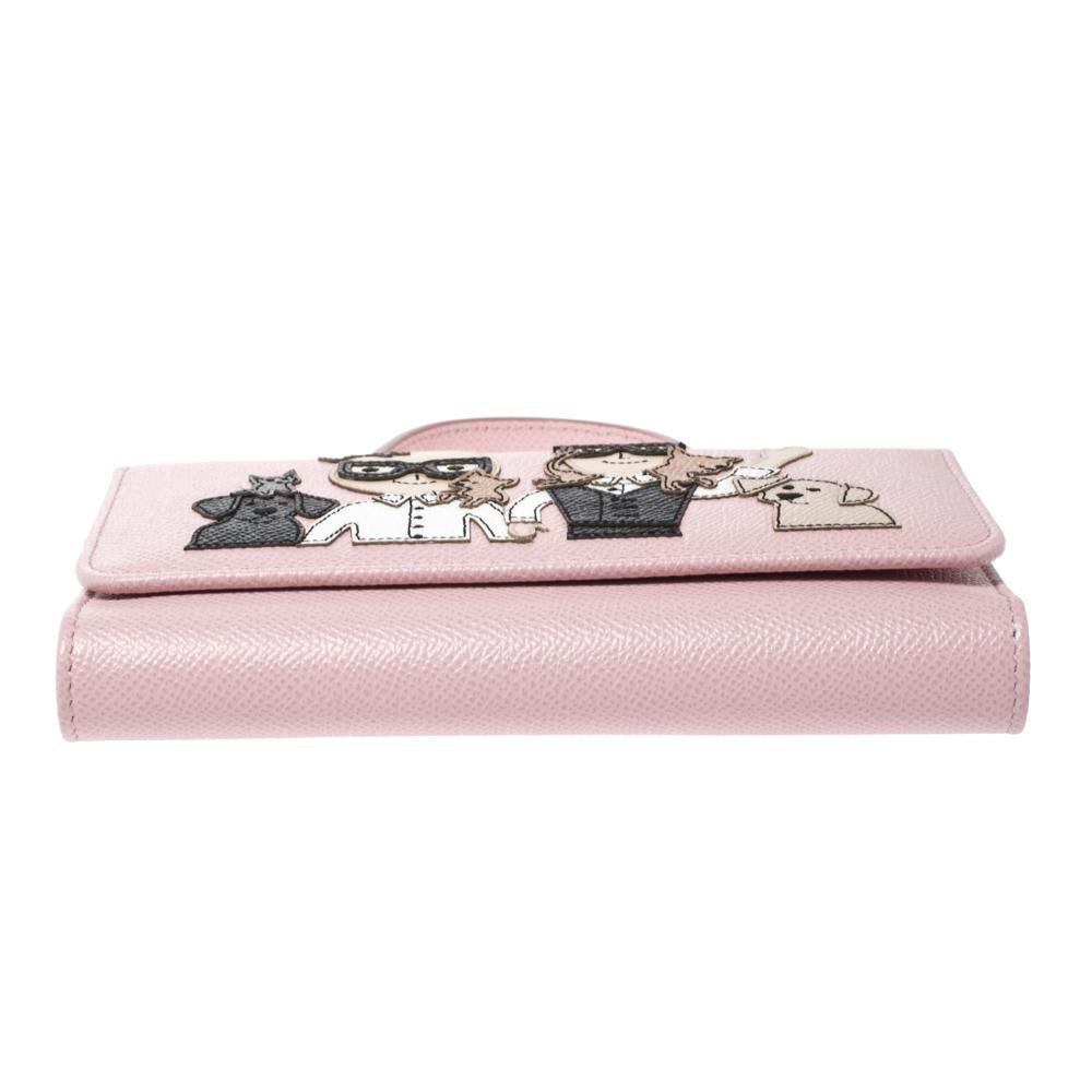 Dolce & Gabbana Pink Leather Smartphone Family Sicily Von Bag In Good Condition In Dubai, Al Qouz 2