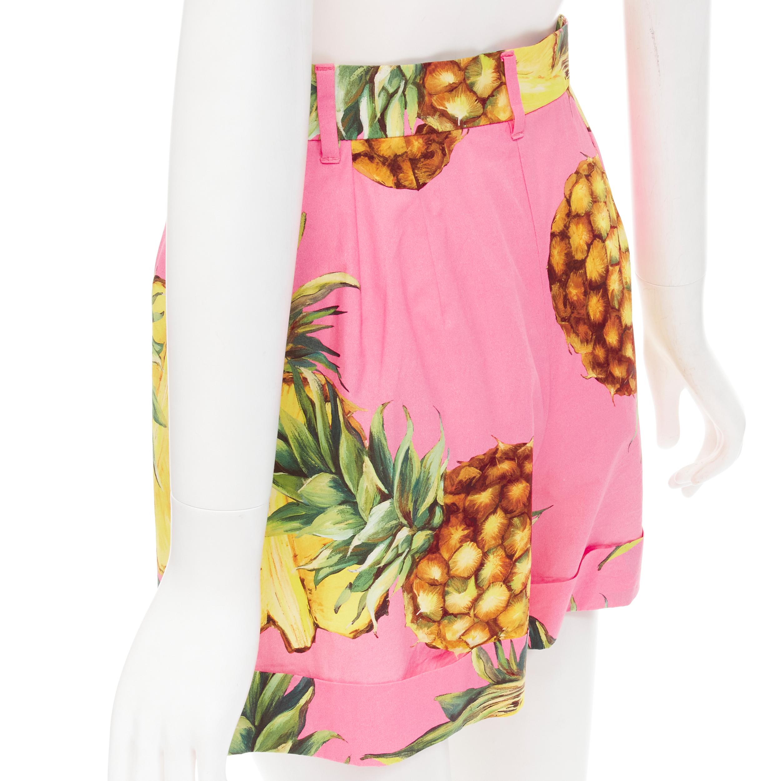 DOLCE GABBANA pink Pineapple print A-line high waisted shorts IT38 XS In Excellent Condition For Sale In Hong Kong, NT