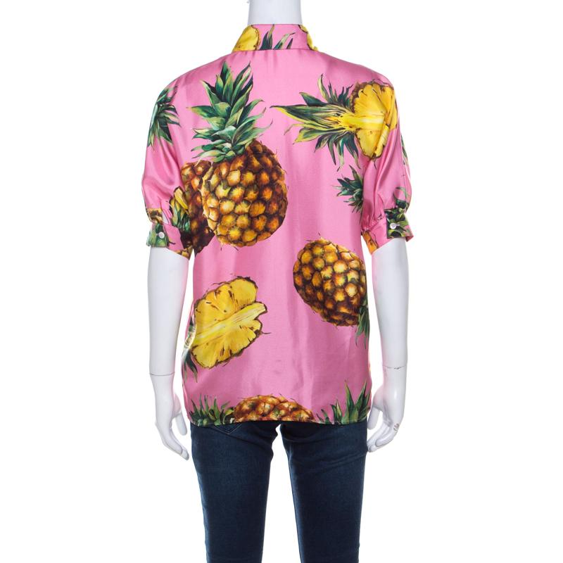 Beautifully made from silk, this Dolce & Gabbana shirt is designed with a collar, front buttons and popping pineapple prints all over. The creation will surely add a tropical touch to your wardrobe.

Includes: The Luxury Closet Packaging

