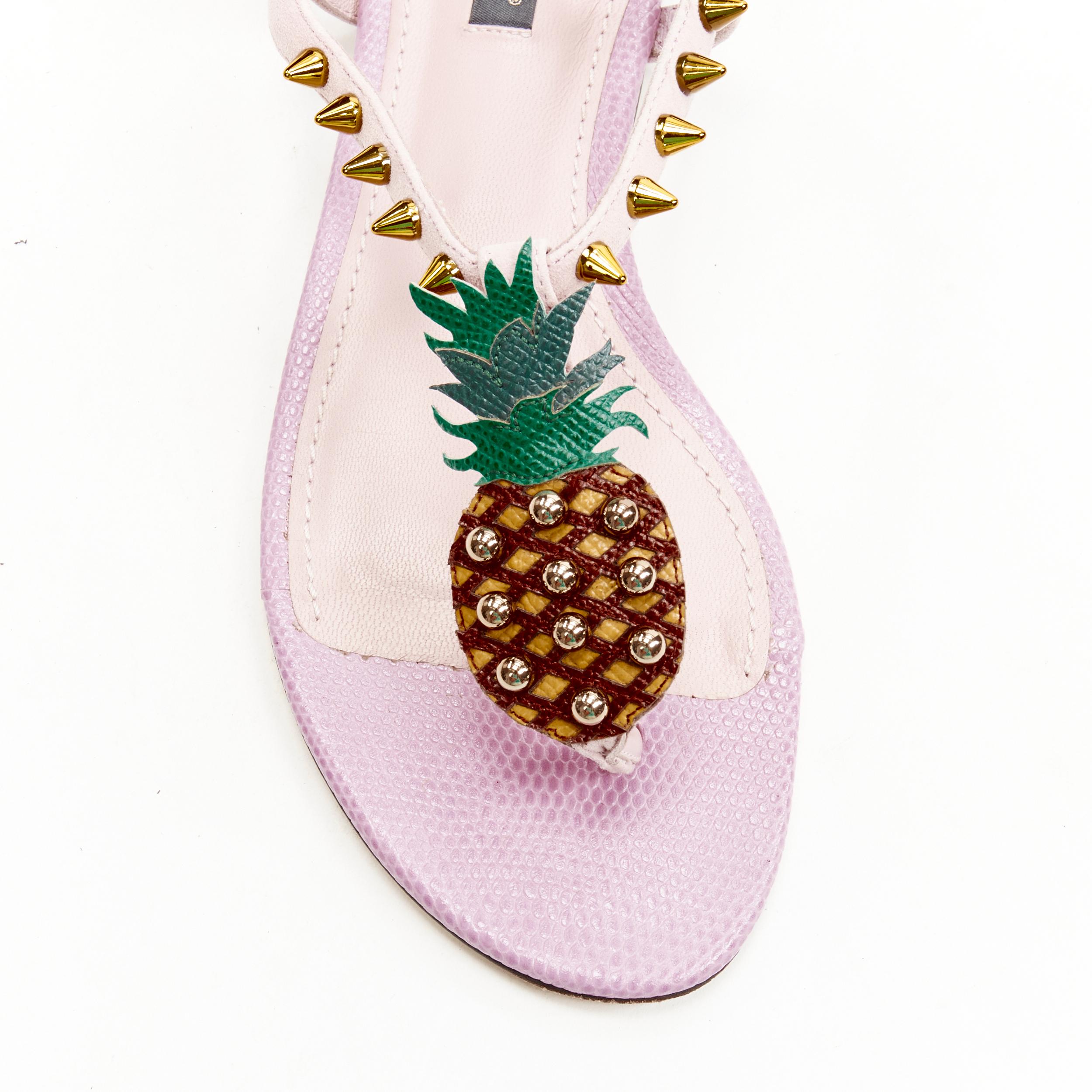 DOLCE GABBANA pink Pineapple studded thong flat sandals EU36.5 In Excellent Condition For Sale In Hong Kong, NT
