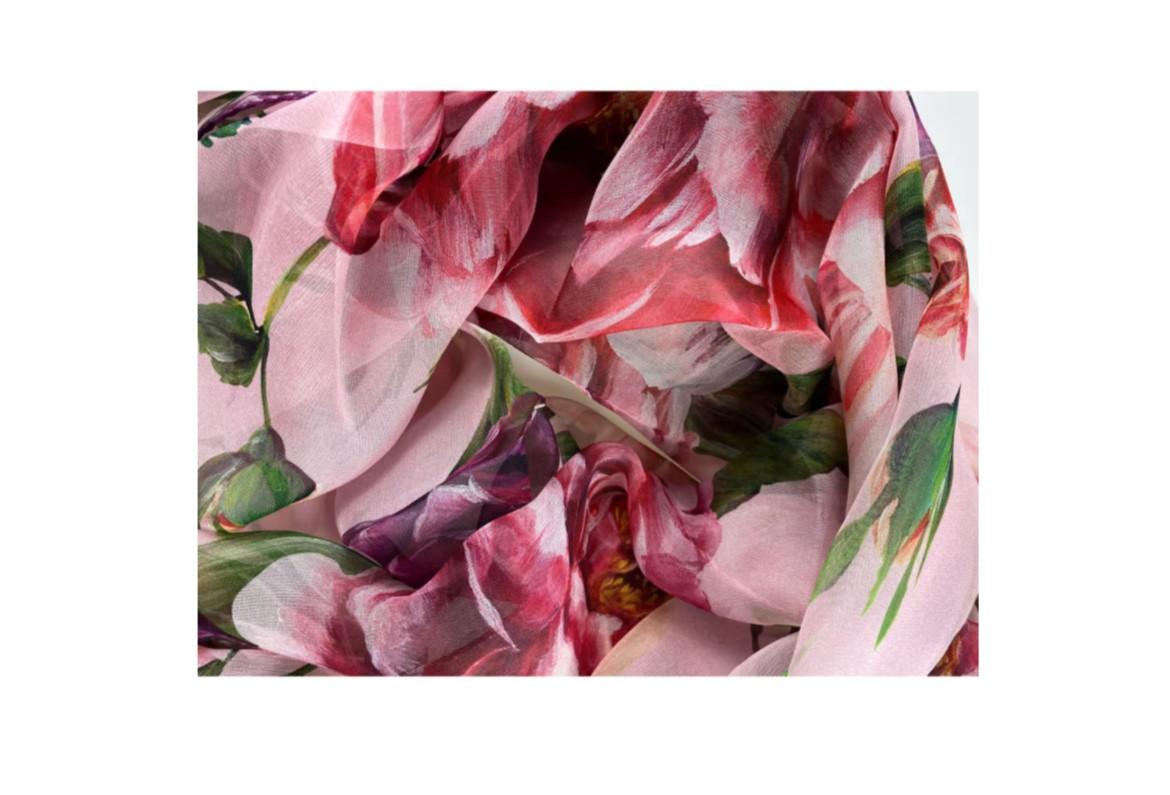 Brown Dolce & Gabbana Pink Red Silk Peony Rose Lightweight Twill Scarf Wrap Flowers
