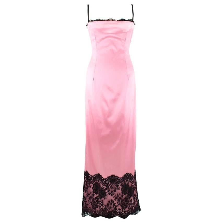 Dolce & Gabbana Pink Satin & Lace Gown SIZE UK 12/ US 8 In Good Condition In London, GB