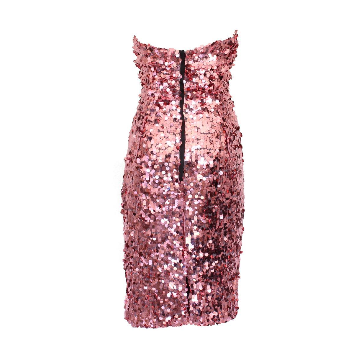 Magnificent sequins cocktail dress by Dolce & Gabbana
Pink color
Silk lining
Back zip
Total lenght cm 82 (32.2 inches)
Original price € 2000
Worldwide express shipping included in the price !