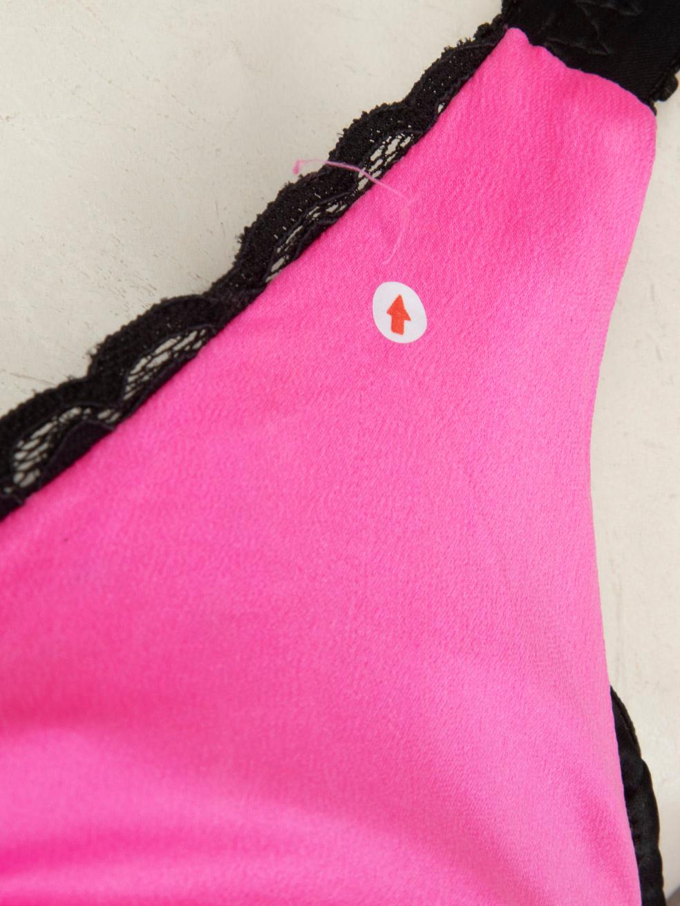 Dolce & Gabbana Mini robe froncée en soie rose Taille XS Excellent état - En vente à London, GB