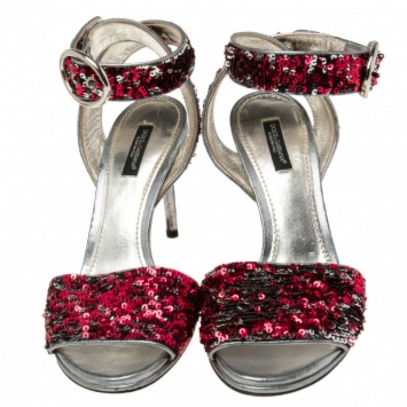 Dolce & Gabbana Pink/Silver Leather And Sequins Ankle Strap Sandals Size 38.5 In Fair Condition For Sale In Dubai, Al Qouz 2