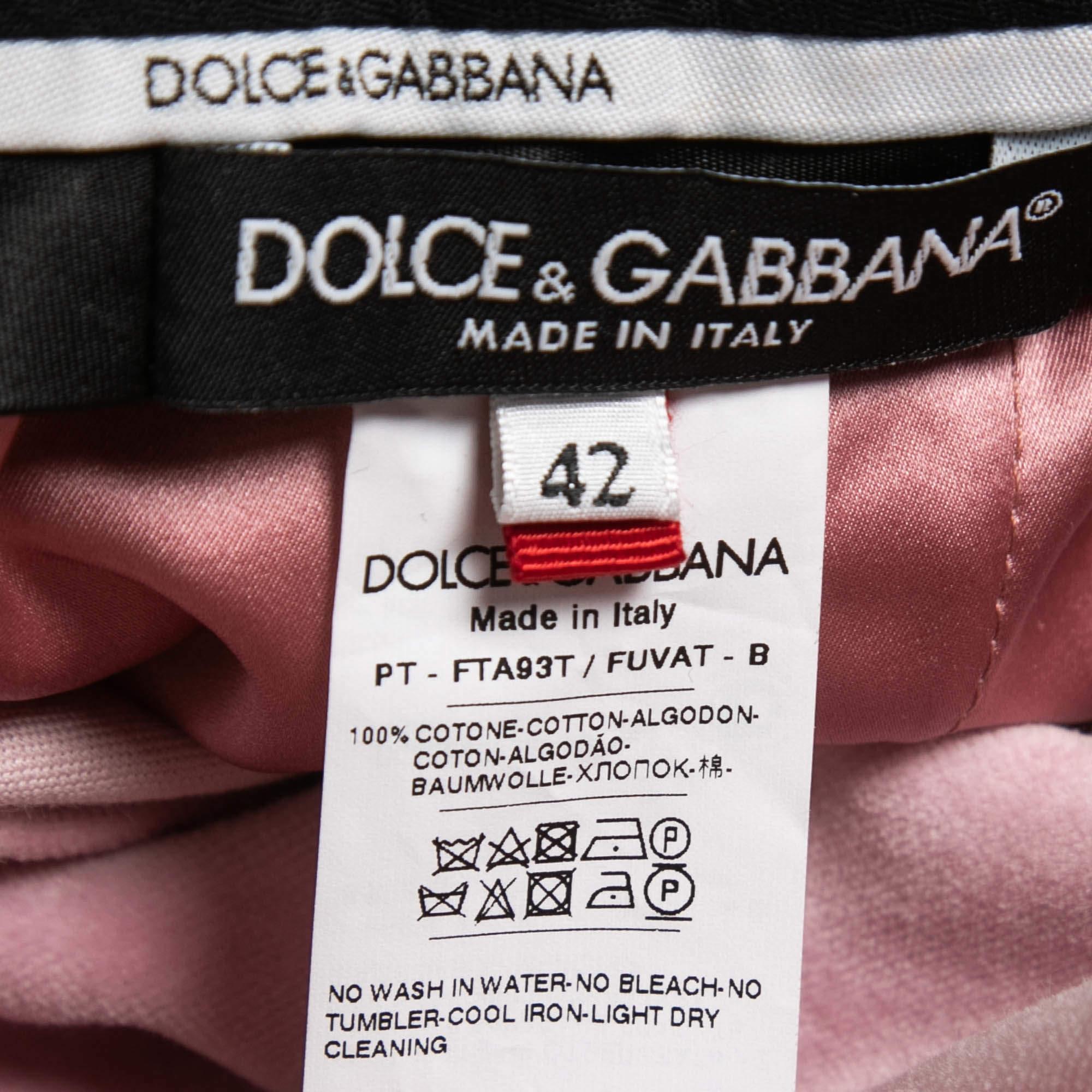 Dolce & Gabbana Pink Velvet Tapered Trousers M In Good Condition For Sale In Dubai, Al Qouz 2