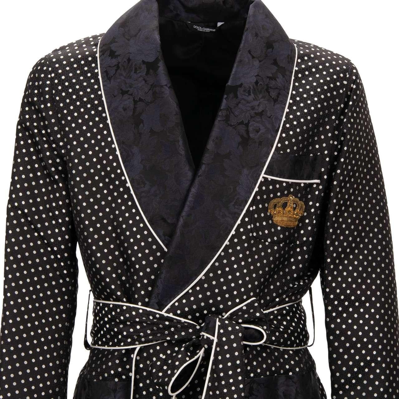 Dolce & Gabbana Polka Dot Floral Silk Jacquard Robe Blazer Gold Crown Black 48 In Excellent Condition For Sale In Erkrath, DE