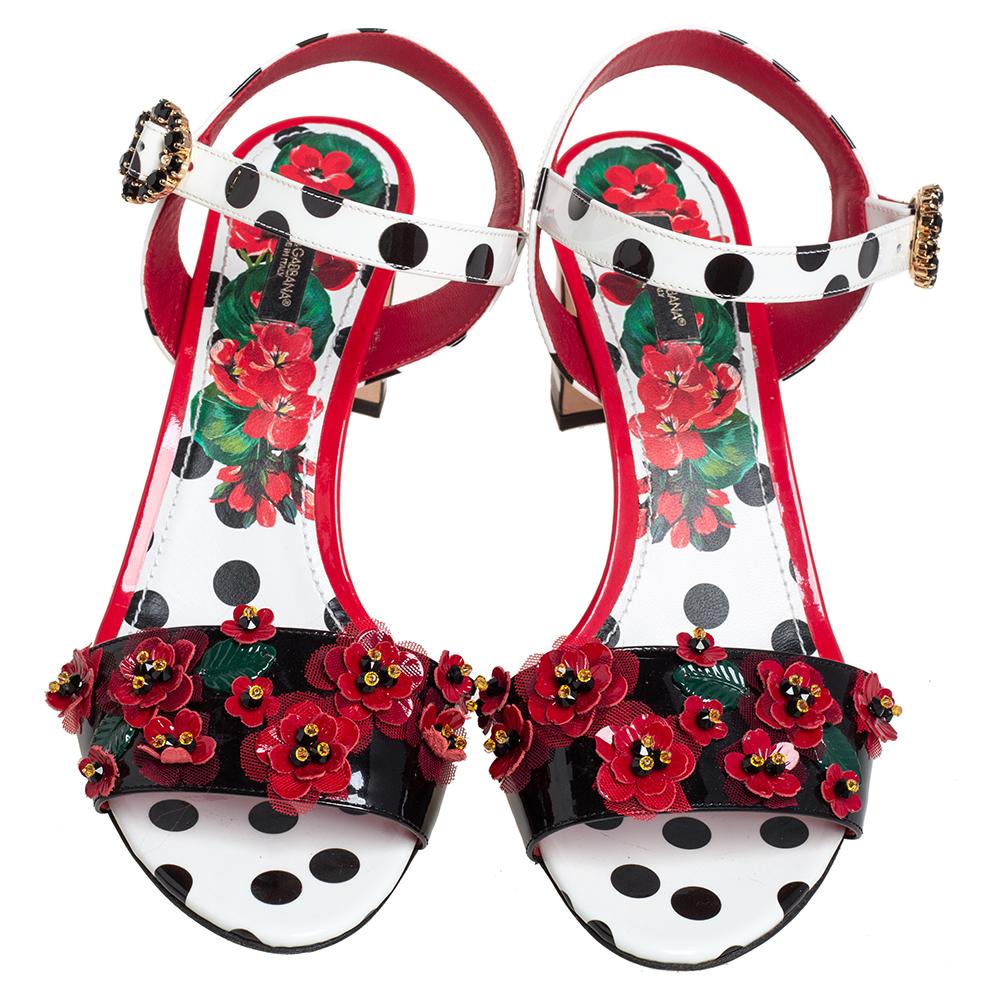 Dolce & Gabbana Polka Dot Patent Leather Floral Open Toe Sandals Size 41 In Good Condition In Dubai, Al Qouz 2