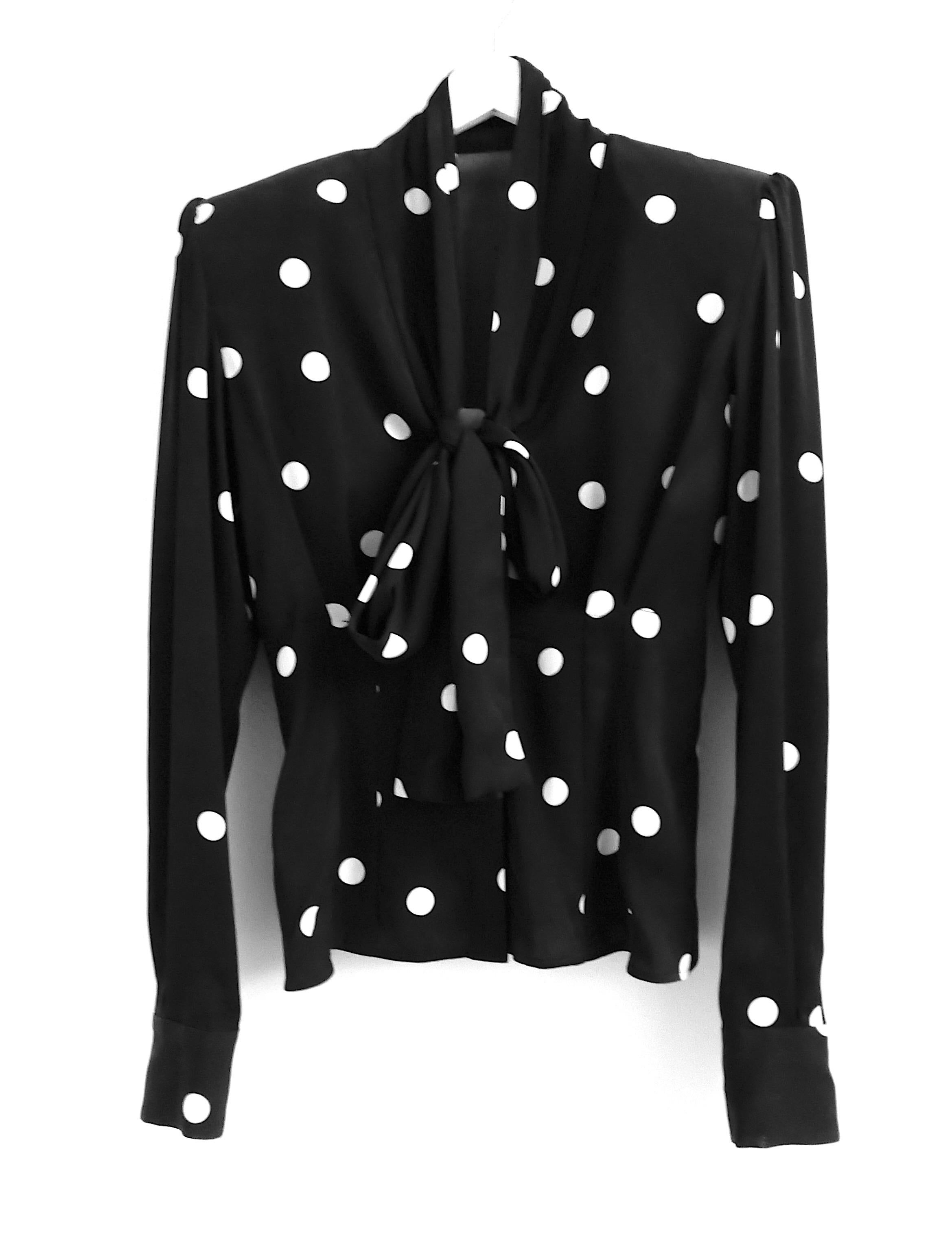 Nero Dolce & Gabbana - Camicetta con fiocco a pois in vendita