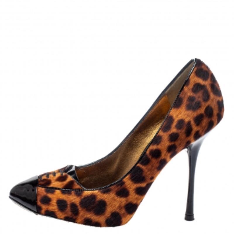 Brown Dolce & Gabbana Pony Hair and Patent Leather Lace Detail Cap Toe Pumps Size 38 For Sale