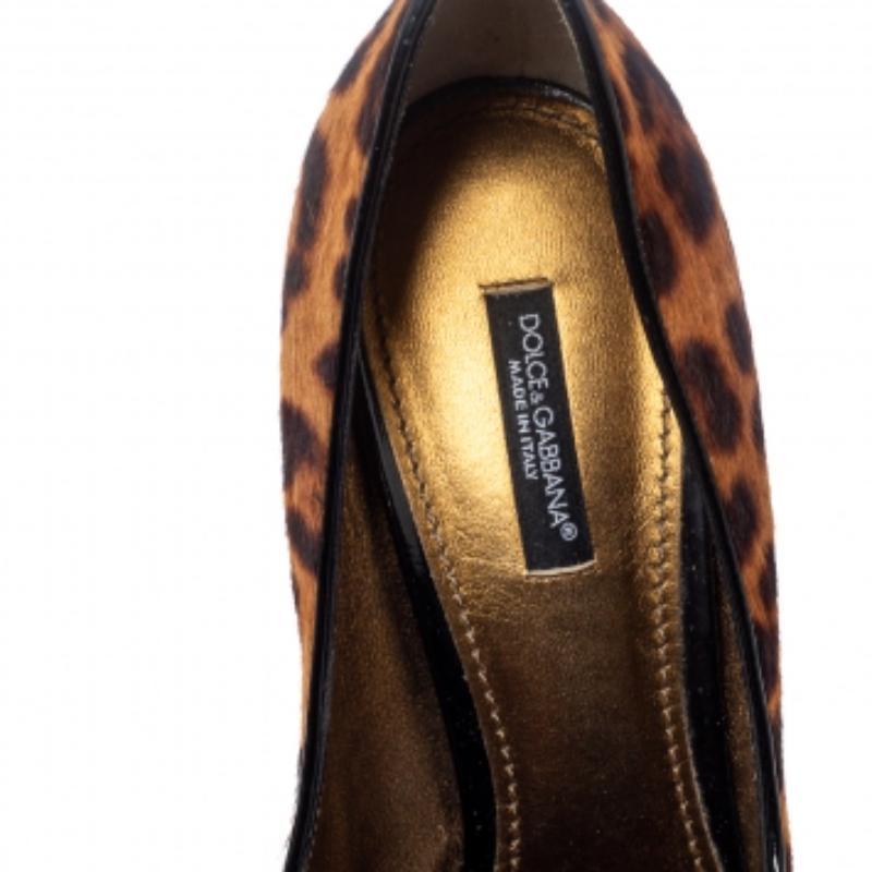 Women's Dolce & Gabbana Pony Hair and Patent Leather Lace Detail Cap Toe Pumps Size 38 For Sale