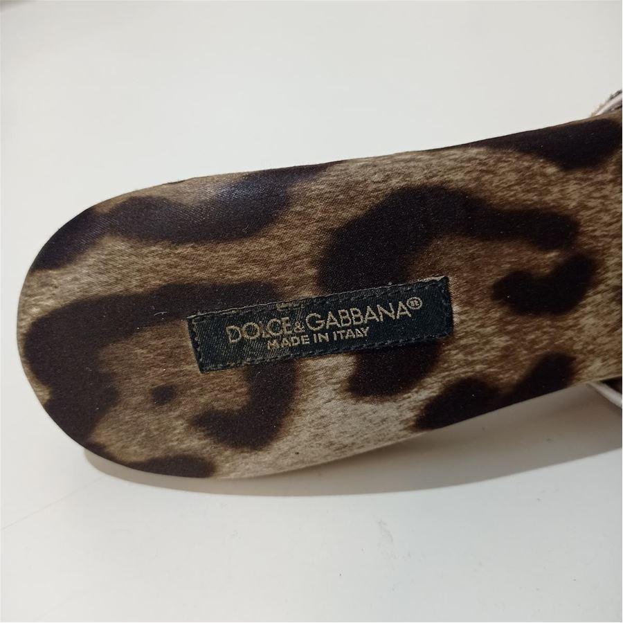 Dolce & Gabbana Pony + Leo sandal size 38 In Excellent Condition For Sale In Gazzaniga (BG), IT