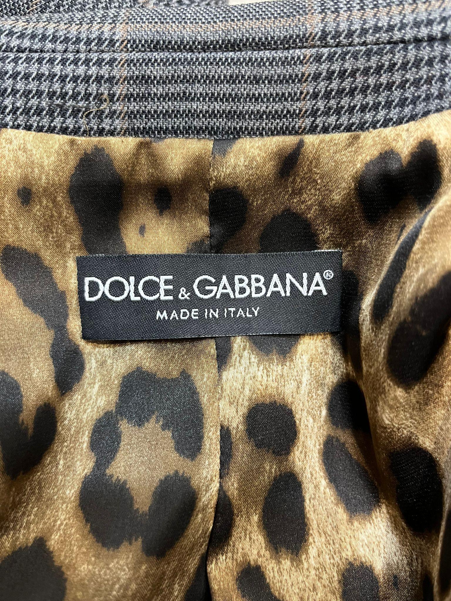 Dolce & Gabbana Prince Of Wales Check Wool Blazer. For Sale 2