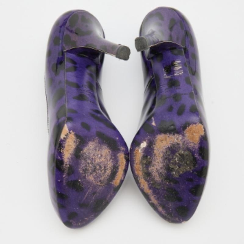 Dolce & Gabbana Purple/Black Leopard Print Patent Leather Platform Pumps Size 37 For Sale 2